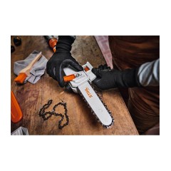 Αλυσοπρίονο Κλαδευτικό Επαναφορτιζόμενο με Τηλεσκοπικό Κοντάρι HTA 30 STIHL